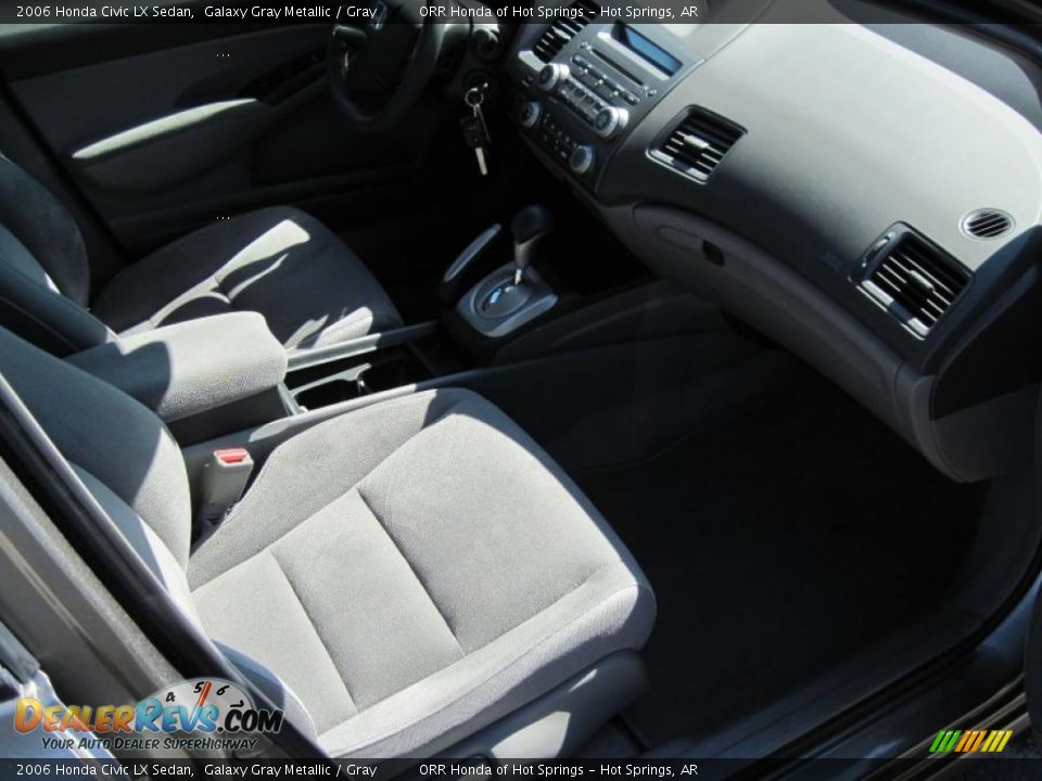 2006 Honda Civic LX Sedan Galaxy Gray Metallic / Gray Photo #16