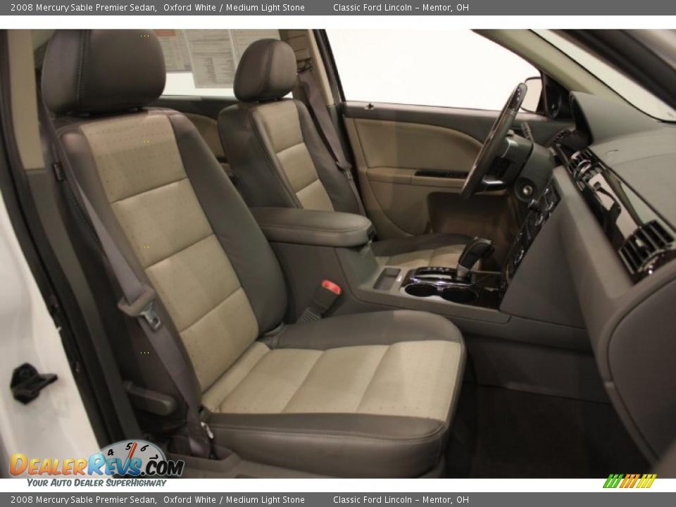 2008 Mercury Sable Premier Sedan Oxford White / Medium Light Stone Photo #17