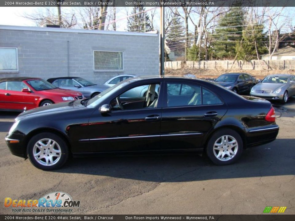 2004 Mercedes-Benz E 320 4Matic Sedan Black / Charcoal Photo #10