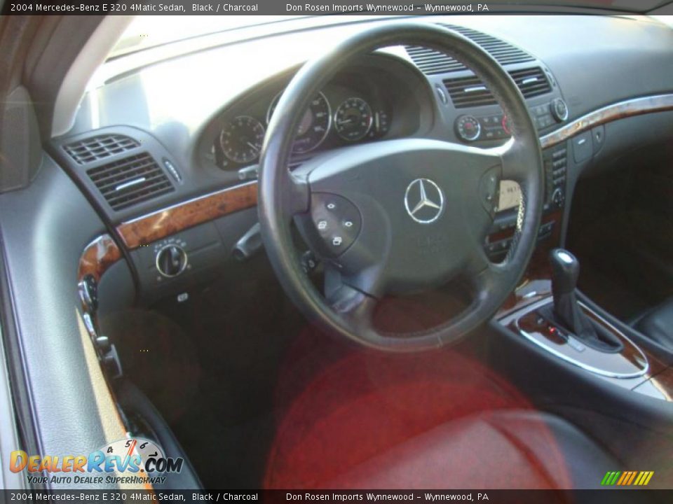 2004 Mercedes-Benz E 320 4Matic Sedan Black / Charcoal Photo #11