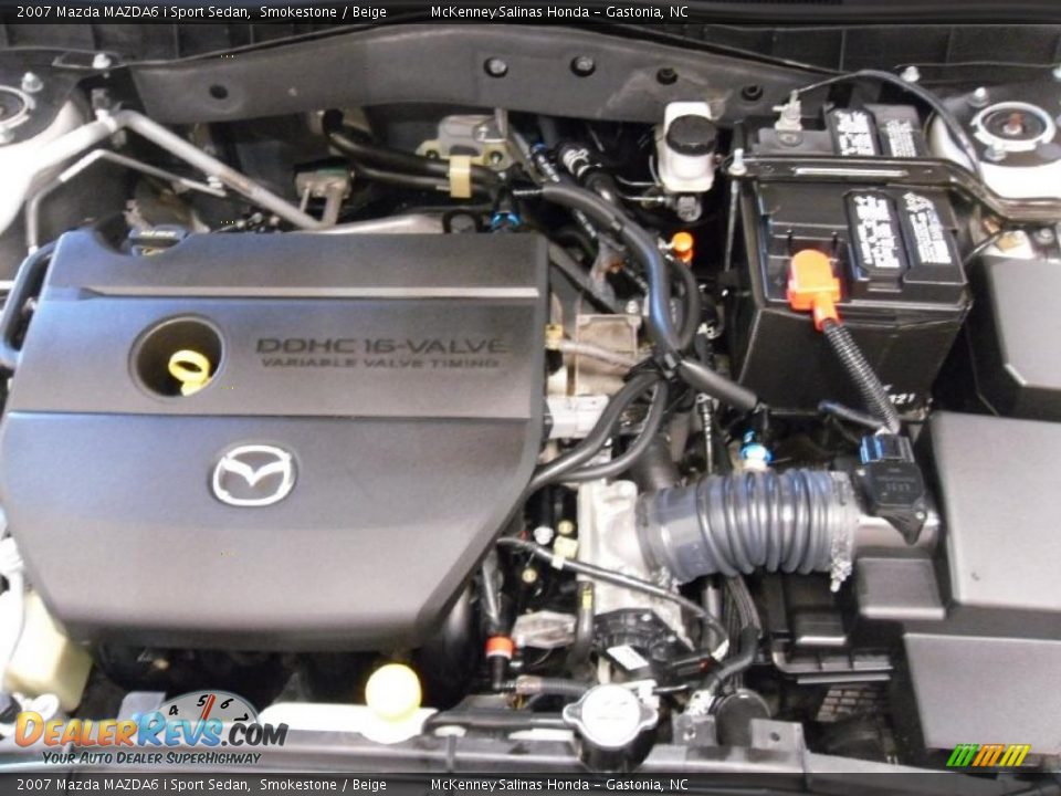 2007 Mazda MAZDA6 i Sport Sedan Smokestone / Beige Photo #25