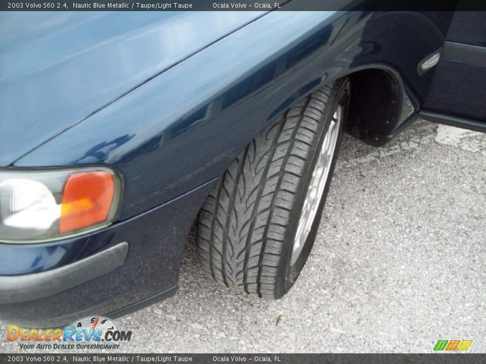 2003 Volvo S60 2.4 Nautic Blue Metallic / Taupe/Light Taupe Photo #16