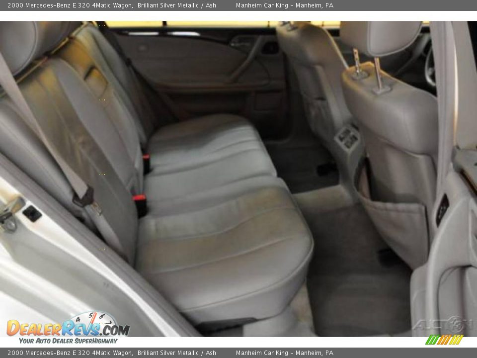 2000 Mercedes-Benz E 320 4Matic Wagon Brilliant Silver Metallic / Ash Photo #17