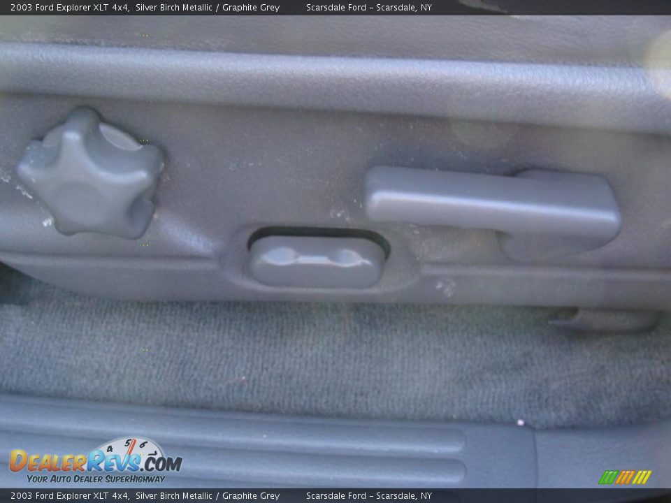 2003 Ford Explorer XLT 4x4 Silver Birch Metallic / Graphite Grey Photo #12