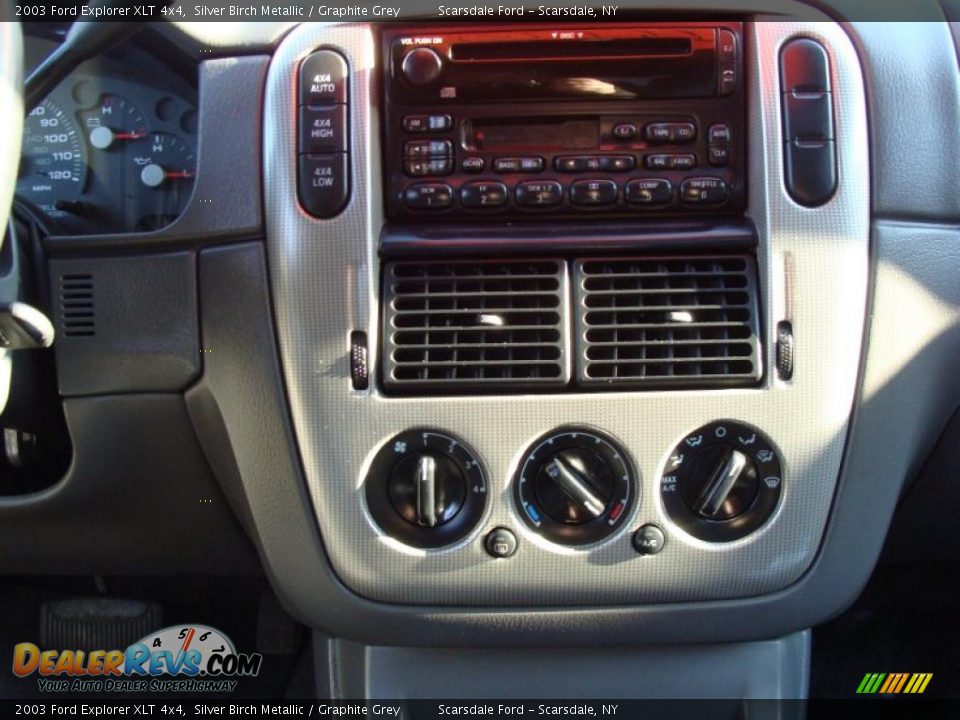 2003 Ford Explorer XLT 4x4 Silver Birch Metallic / Graphite Grey Photo #18