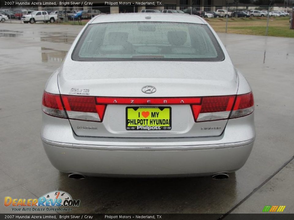2007 Hyundai Azera Limited Bright Silver / Gray Photo #4