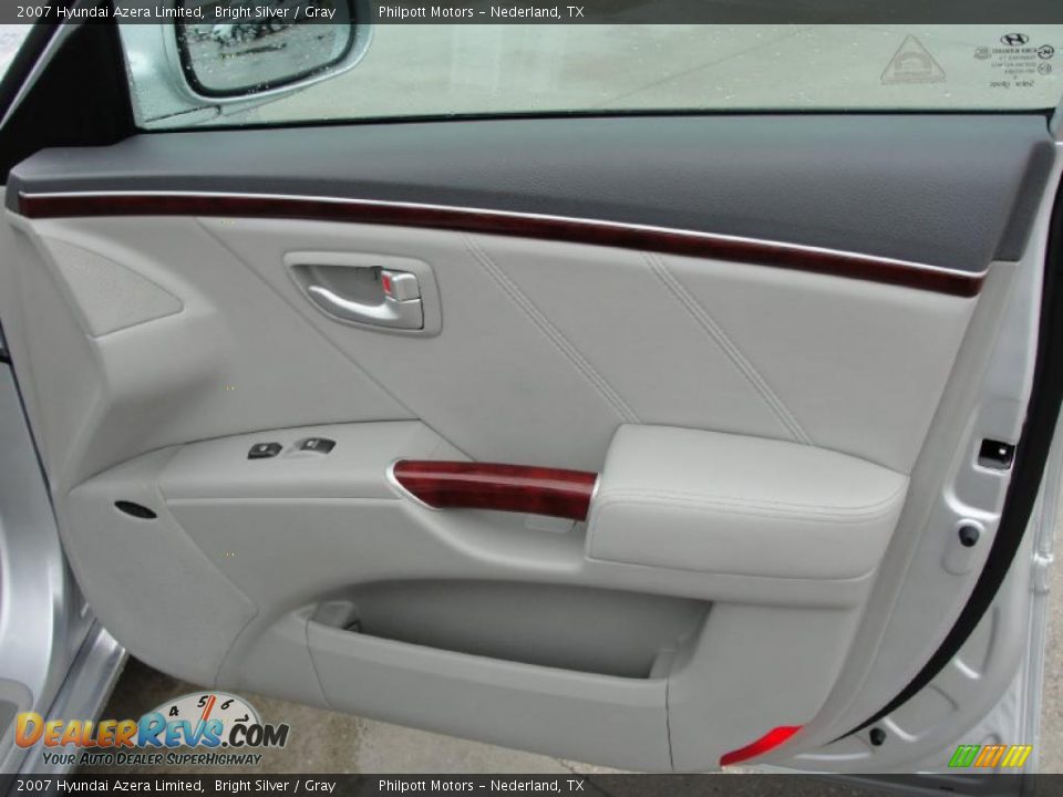 2007 Hyundai Azera Limited Bright Silver / Gray Photo #24