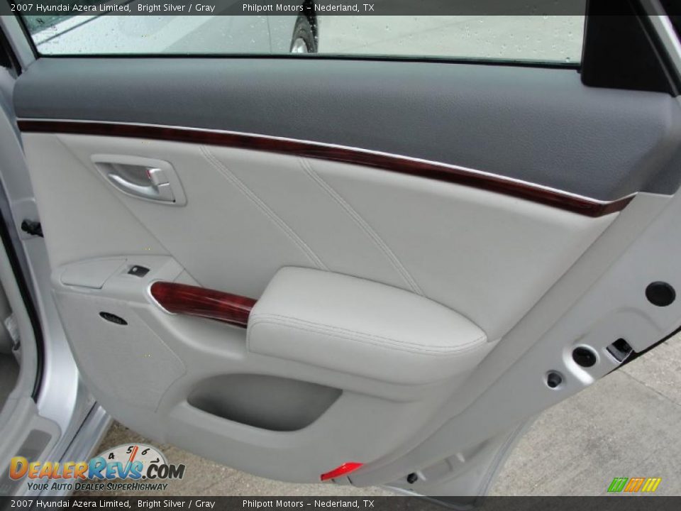 2007 Hyundai Azera Limited Bright Silver / Gray Photo #29