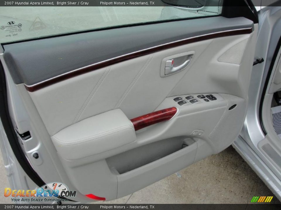 2007 Hyundai Azera Limited Bright Silver / Gray Photo #34