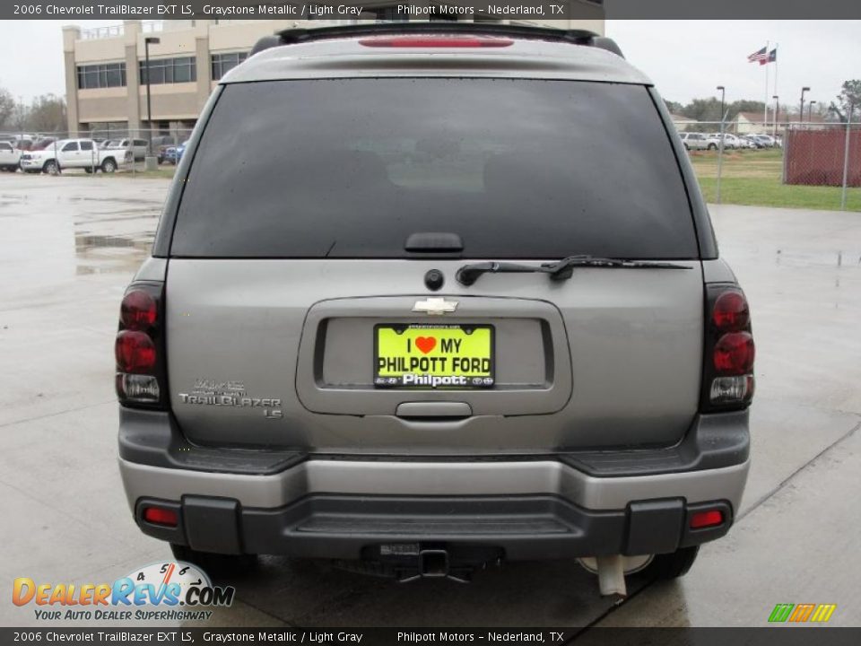 2006 Chevrolet TrailBlazer EXT LS Graystone Metallic / Light Gray Photo #4