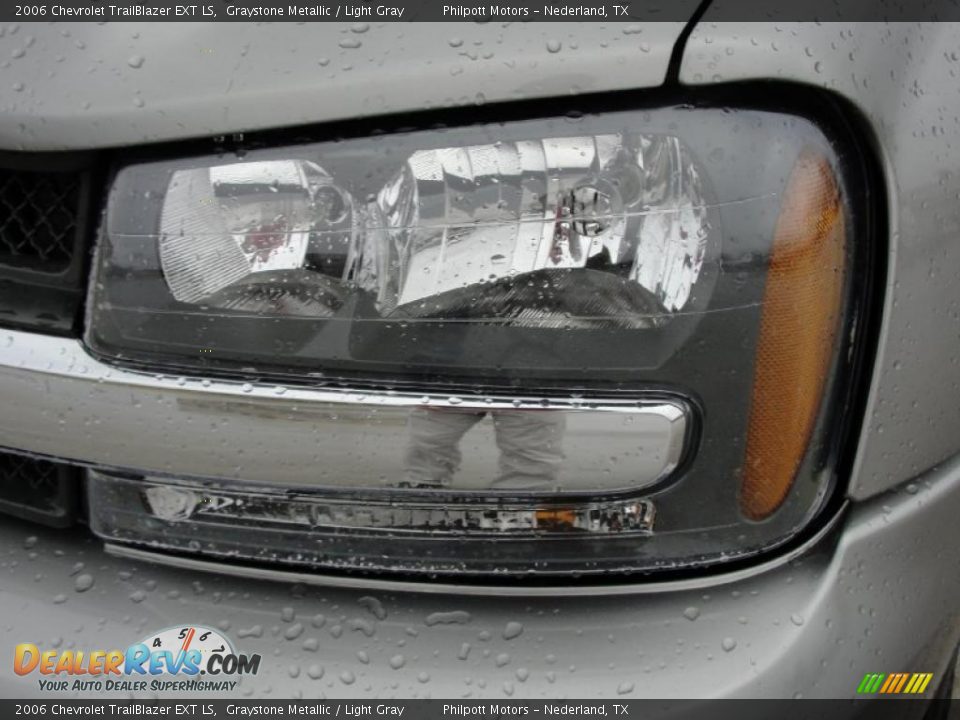 2006 Chevrolet TrailBlazer EXT LS Graystone Metallic / Light Gray Photo #10
