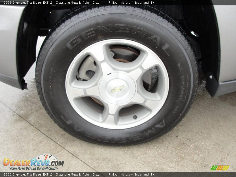2006 Chevrolet TrailBlazer EXT LS Graystone Metallic / Light Gray Photo #13