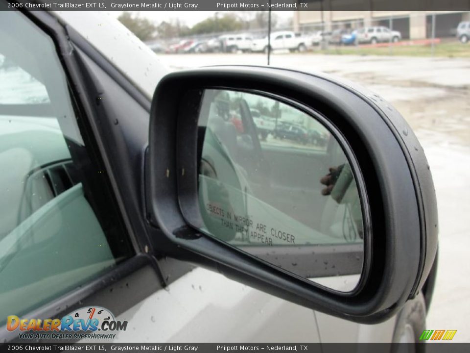 2006 Chevrolet TrailBlazer EXT LS Graystone Metallic / Light Gray Photo #18