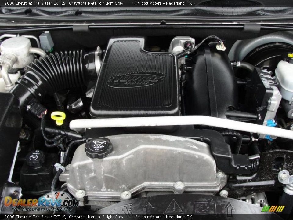 2006 Chevrolet TrailBlazer EXT LS Graystone Metallic / Light Gray Photo #23
