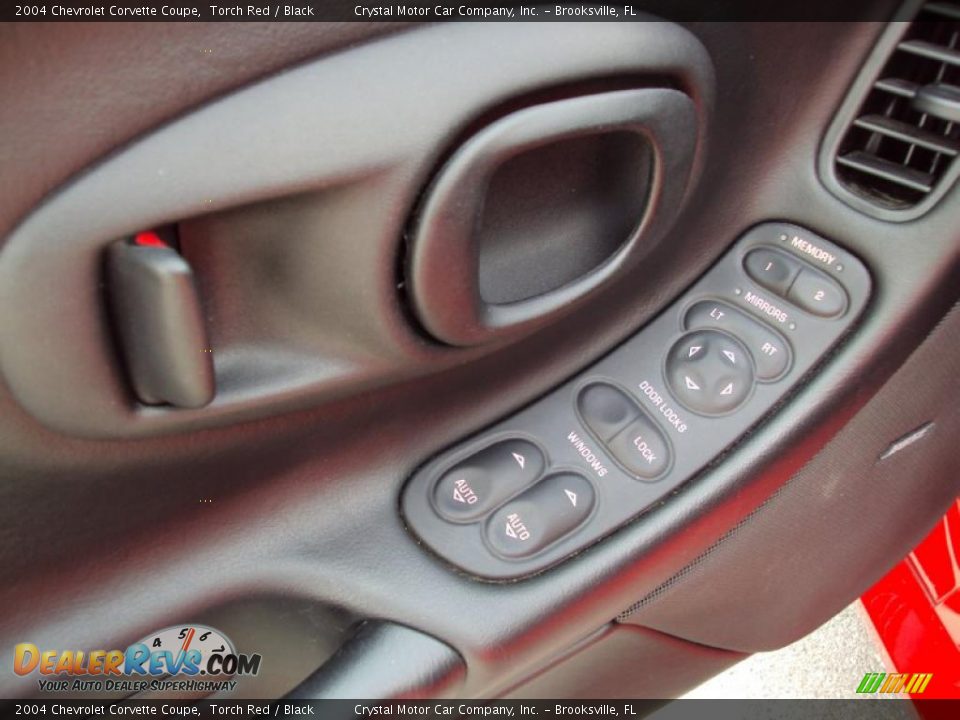 2004 Chevrolet Corvette Coupe Torch Red / Black Photo #15