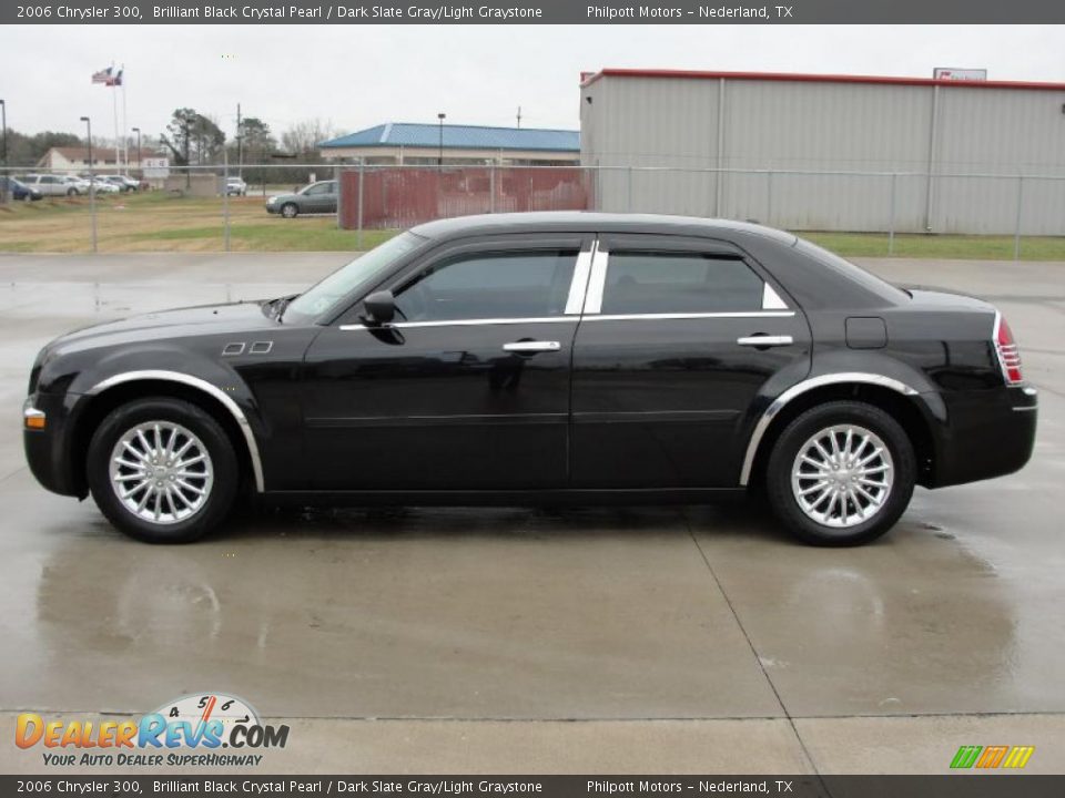 2006 Chrysler 300 Brilliant Black Crystal Pearl / Dark Slate Gray/Light Graystone Photo #6