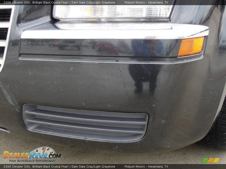 2006 Chrysler 300 Brilliant Black Crystal Pearl / Dark Slate Gray/Light Graystone Photo #10