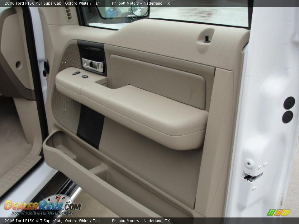 2006 Ford F150 XLT SuperCab Oxford White / Tan Photo #28