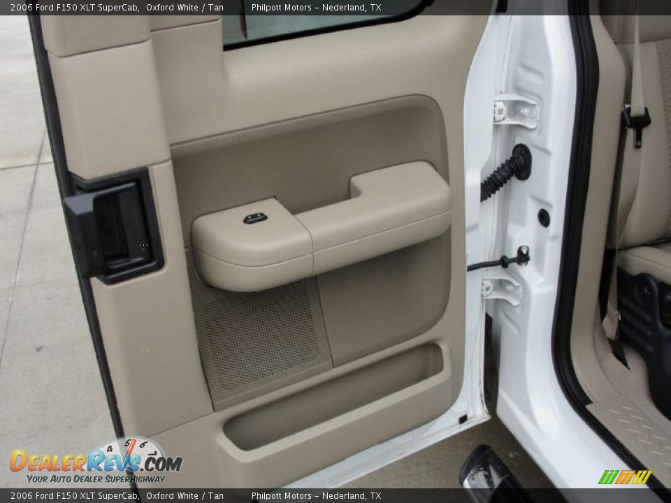 2006 Ford F150 XLT SuperCab Oxford White / Tan Photo #31