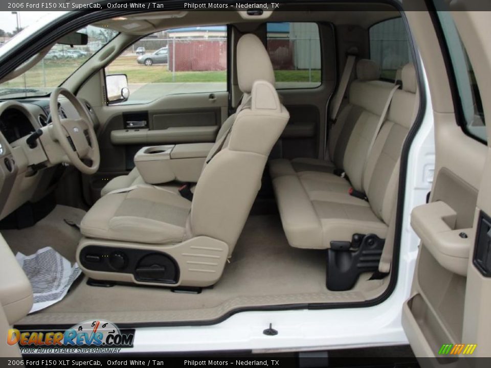2006 Ford F150 XLT SuperCab Oxford White / Tan Photo #33