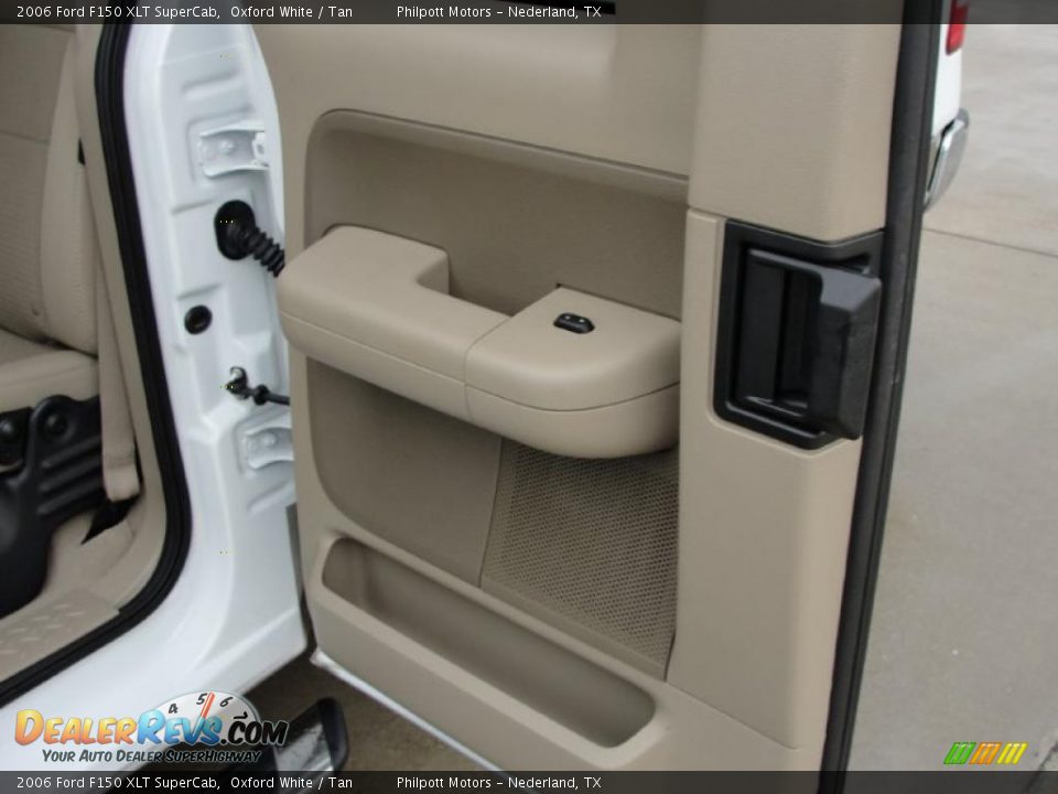 2006 Ford F150 XLT SuperCab Oxford White / Tan Photo #34