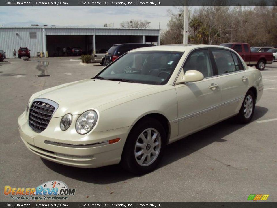 2005 Kia Amanti Cream Gold / Gray Photo #1