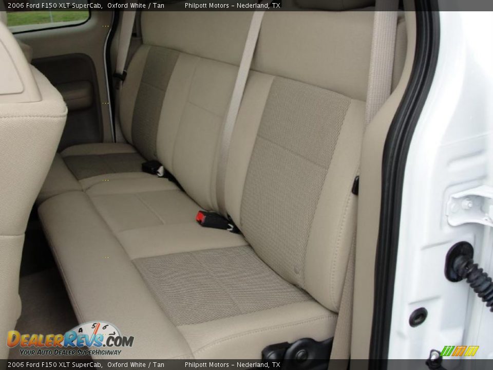 2006 Ford F150 XLT SuperCab Oxford White / Tan Photo #35