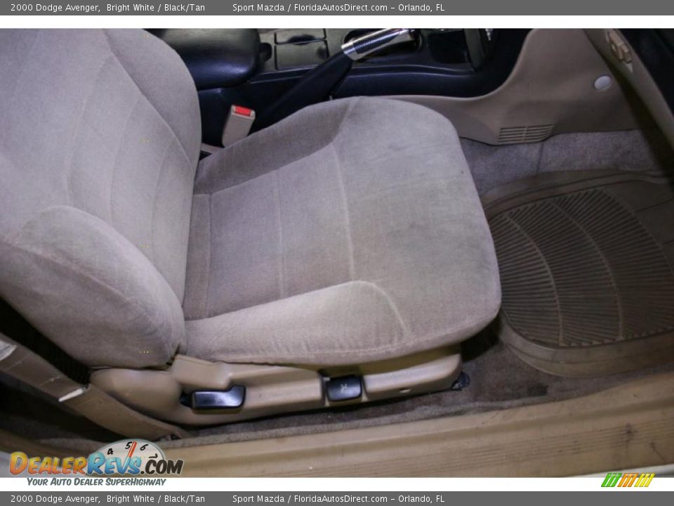2000 Dodge Avenger Bright White / Black/Tan Photo #15