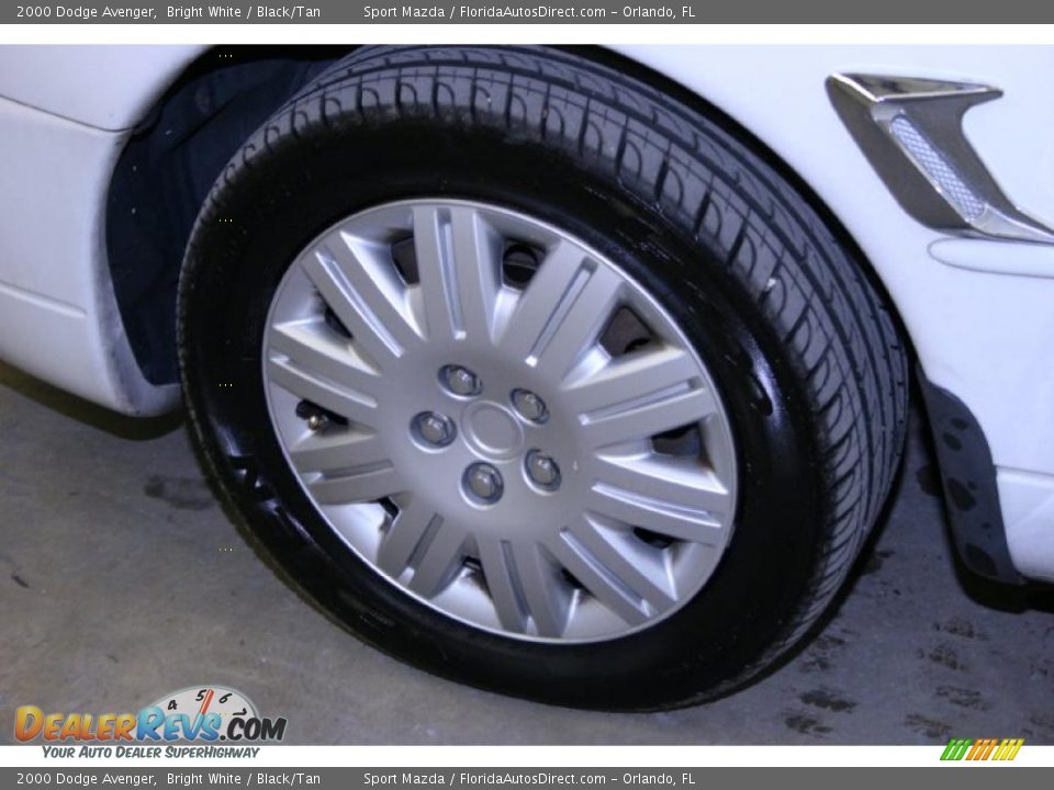 2000 Dodge Avenger Bright White / Black/Tan Photo #20