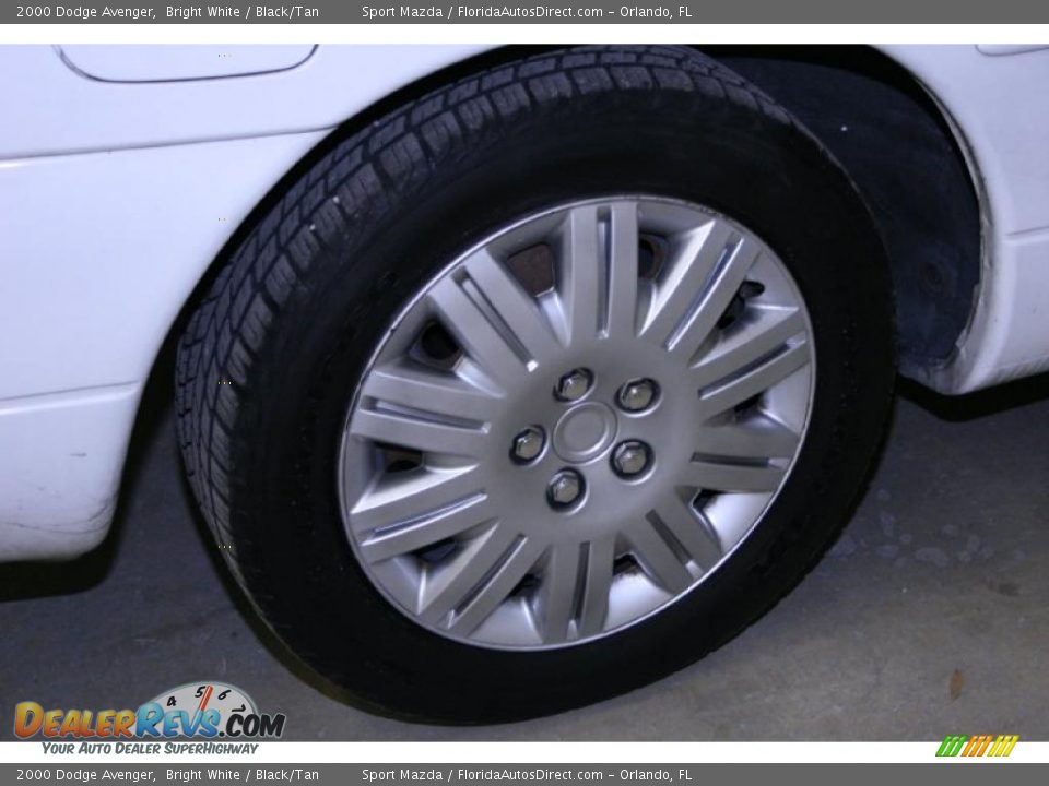 2000 Dodge Avenger Bright White / Black/Tan Photo #22