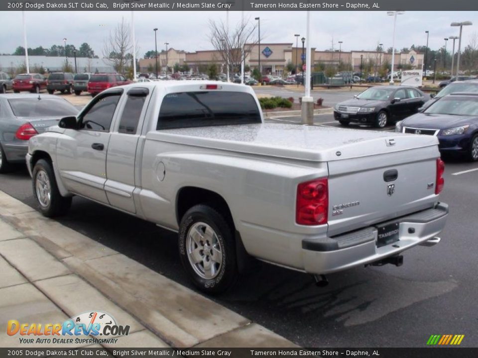 2005 Dodge Dakota SLT Club Cab Bright Silver Metallic / Medium Slate Gray Photo #5
