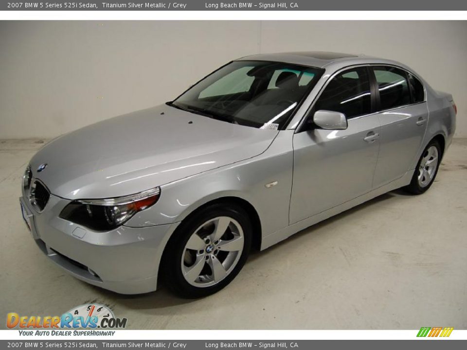 2007 BMW 5 Series 525i Sedan Titanium Silver Metallic / Grey Photo #2