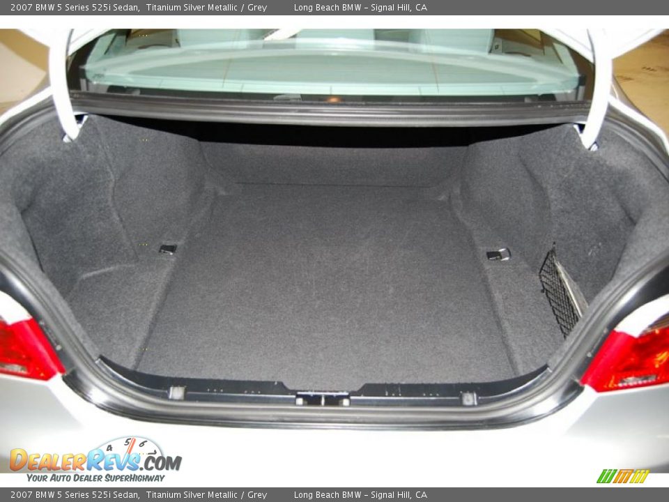2007 BMW 5 Series 525i Sedan Titanium Silver Metallic / Grey Photo #8