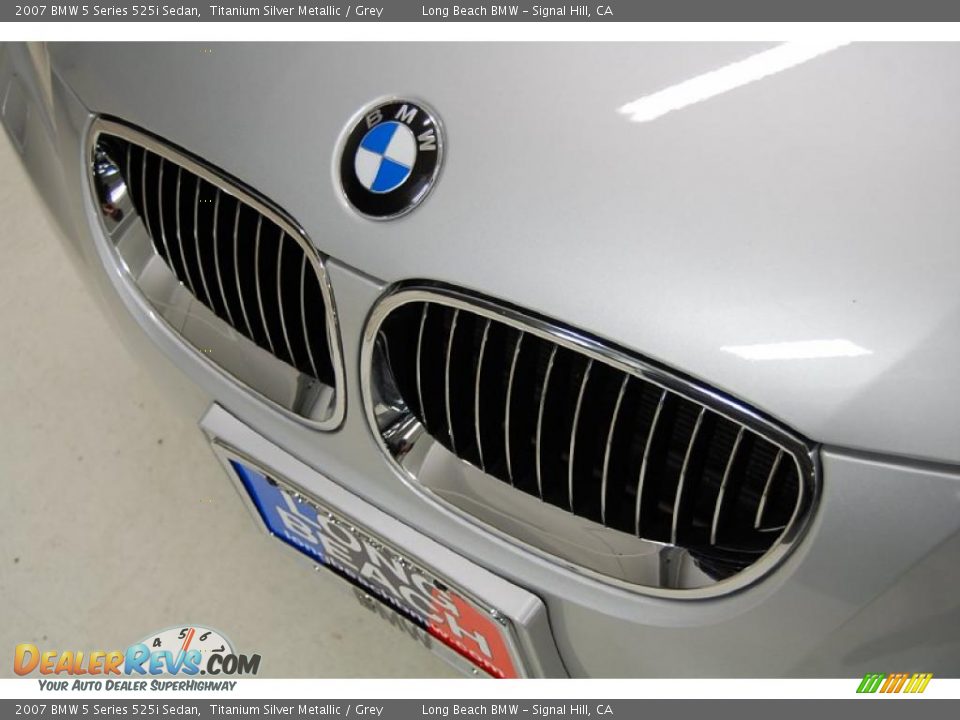 2007 BMW 5 Series 525i Sedan Titanium Silver Metallic / Grey Photo #13