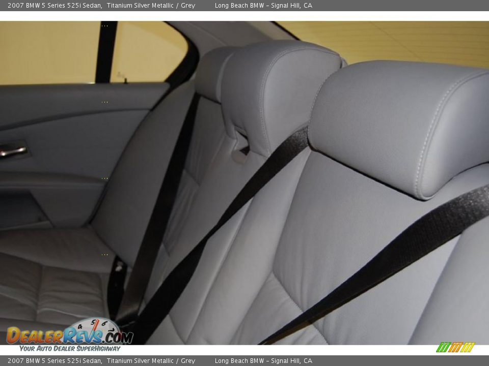 2007 BMW 5 Series 525i Sedan Titanium Silver Metallic / Grey Photo #25
