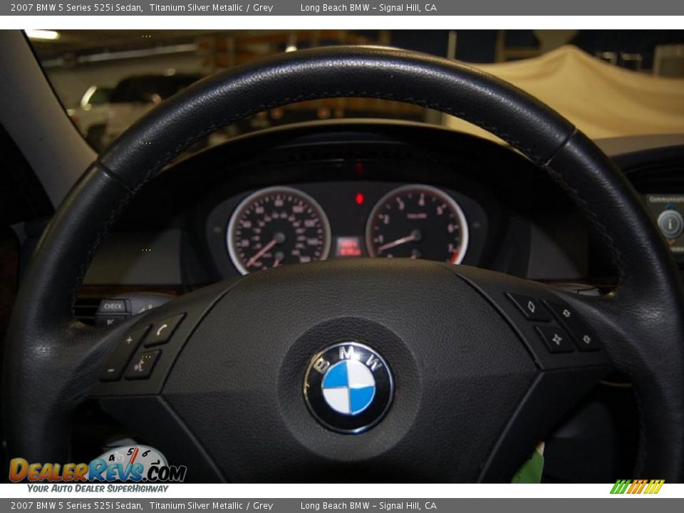 2007 BMW 5 Series 525i Sedan Titanium Silver Metallic / Grey Photo #31