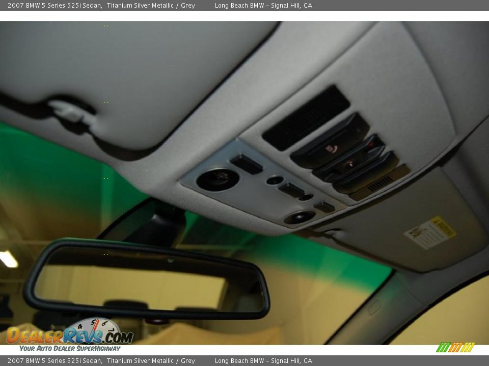 2007 BMW 5 Series 525i Sedan Titanium Silver Metallic / Grey Photo #36