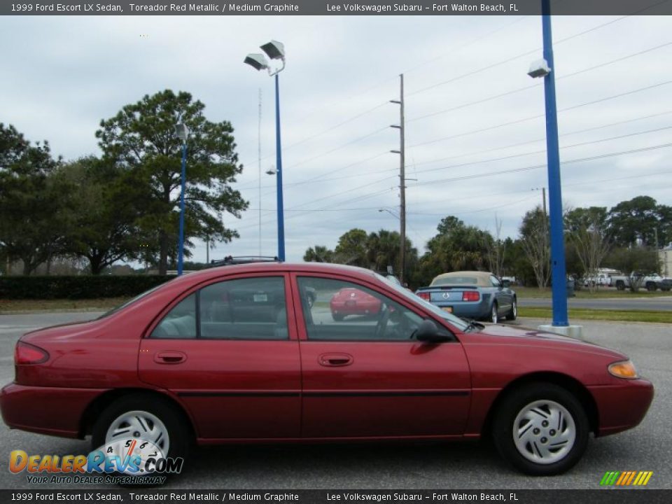 1999 Ford Escort LX Sedan Toreador Red Metallic / Medium Graphite Photo #6