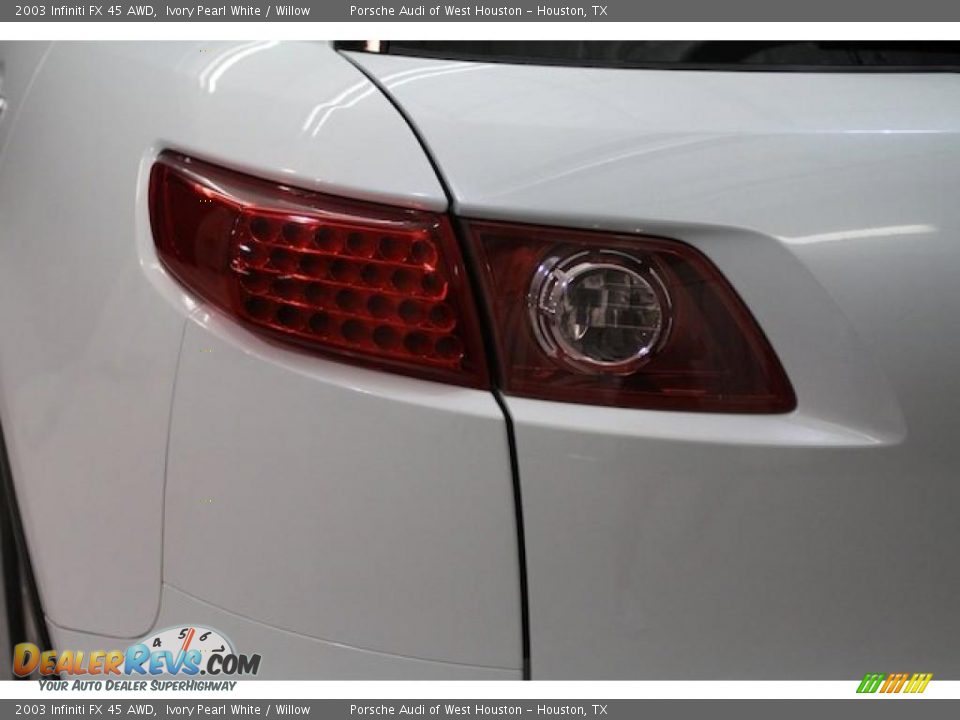 2003 Infiniti FX 45 AWD Ivory Pearl White / Willow Photo #12