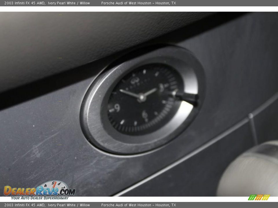 2003 Infiniti FX 45 AWD Ivory Pearl White / Willow Photo #26