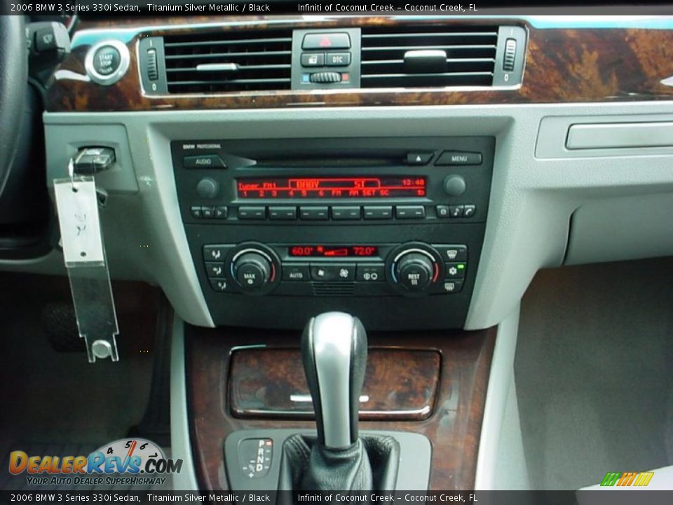 2006 BMW 3 Series 330i Sedan Titanium Silver Metallic / Black Photo #21