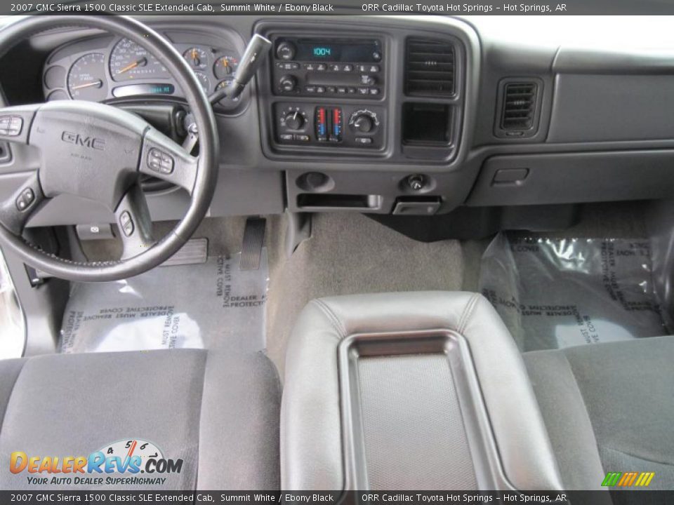 2007 GMC Sierra 1500 Classic SLE Extended Cab Summit White / Ebony Black Photo #9