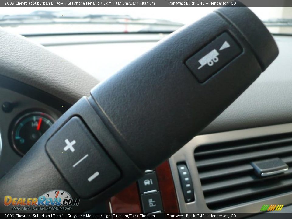 2009 Chevrolet Suburban LT 4x4 Greystone Metallic / Light Titanium/Dark Titanium Photo #15