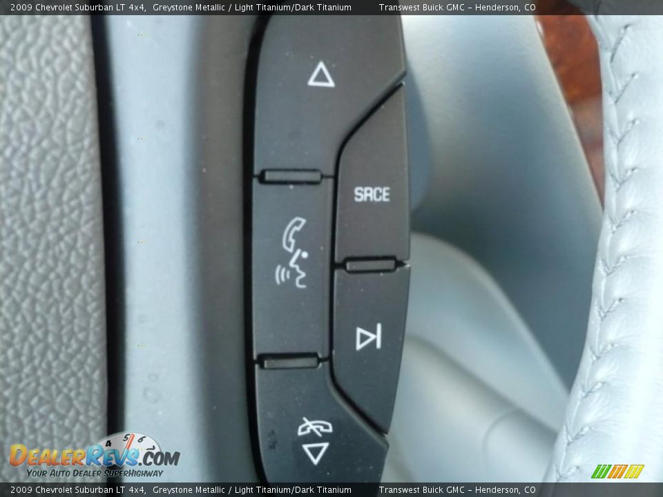 2009 Chevrolet Suburban LT 4x4 Greystone Metallic / Light Titanium/Dark Titanium Photo #16