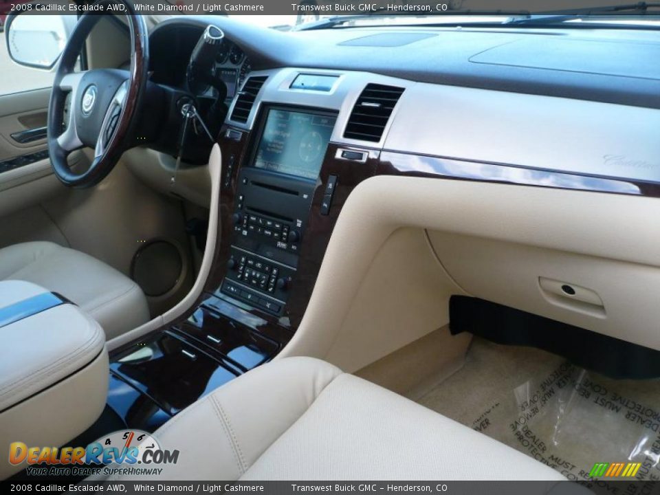 2008 Cadillac Escalade AWD White Diamond / Light Cashmere Photo #15