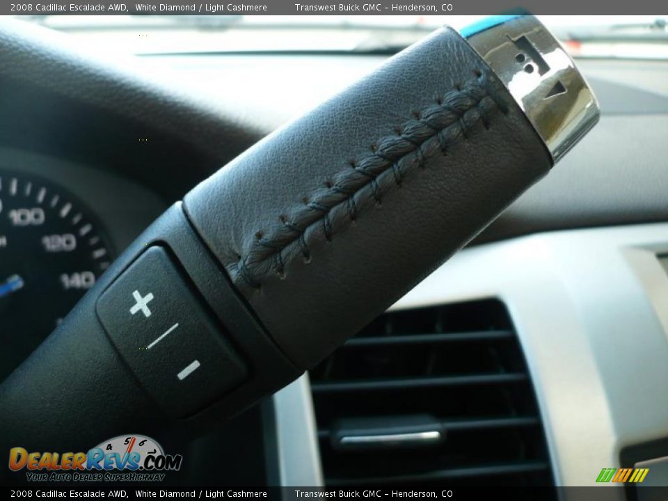 2008 Cadillac Escalade AWD White Diamond / Light Cashmere Photo #19