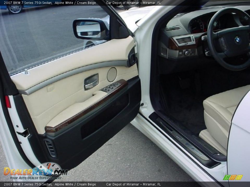 2007 BMW 7 Series 750i Sedan Alpine White / Cream Beige Photo #9