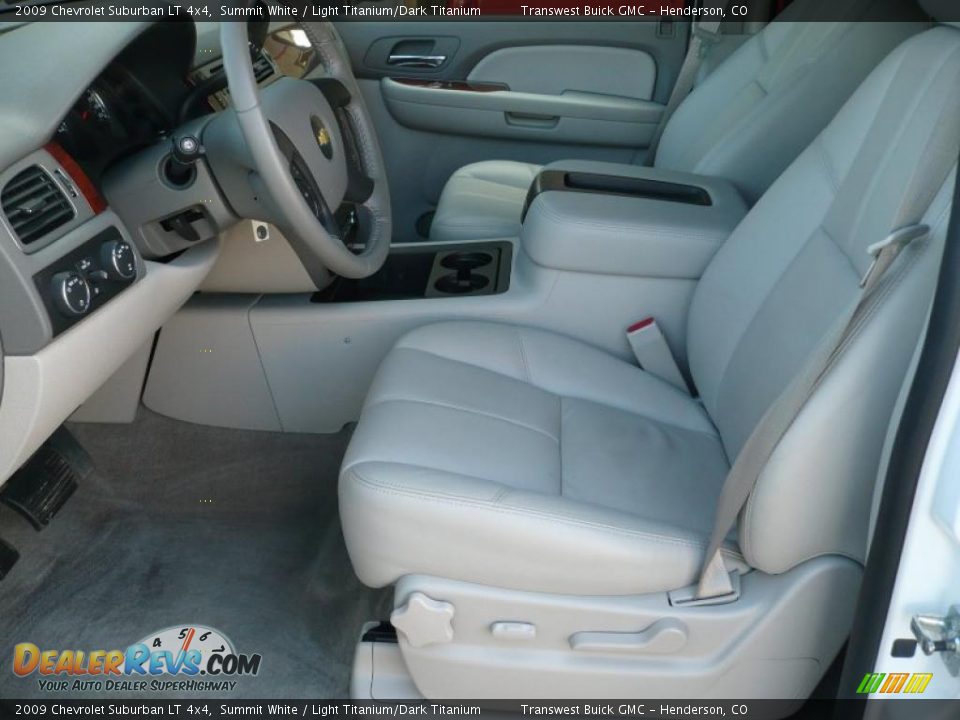 2009 Chevrolet Suburban LT 4x4 Summit White / Light Titanium/Dark Titanium Photo #11