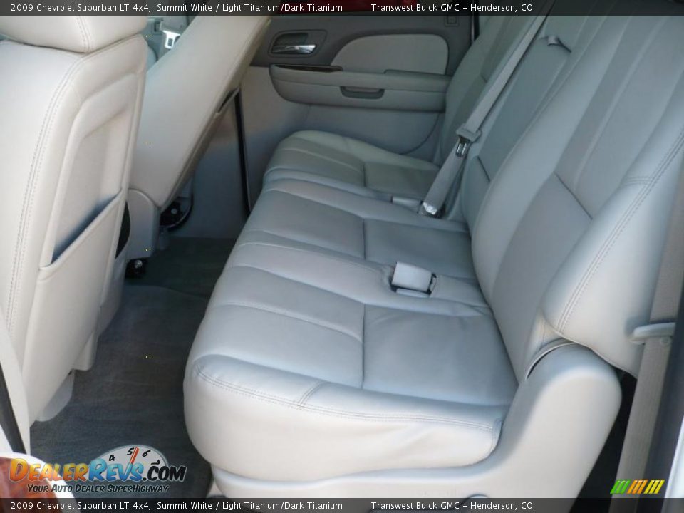 2009 Chevrolet Suburban LT 4x4 Summit White / Light Titanium/Dark Titanium Photo #12