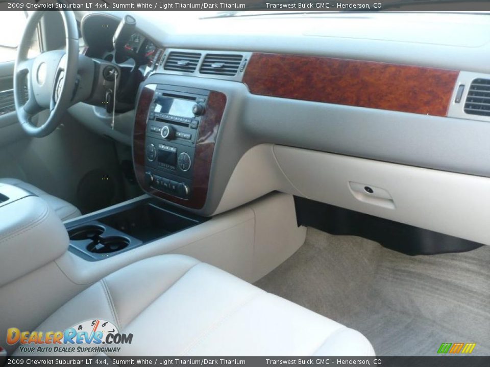 2009 Chevrolet Suburban LT 4x4 Summit White / Light Titanium/Dark Titanium Photo #14